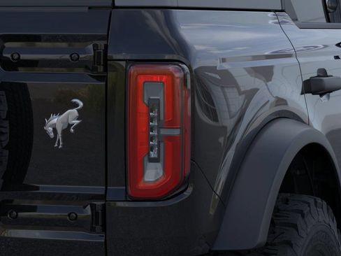 New 2026 Ford Bronco Badlands AWD/4WD image 36
