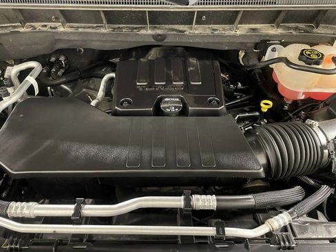 Used 2023 Chevrolet Silverado 1500 Custom image 23