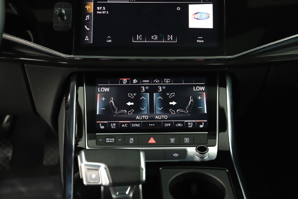 Used 2023 Audi Q8 Premium Plus AWD/4WD image 20