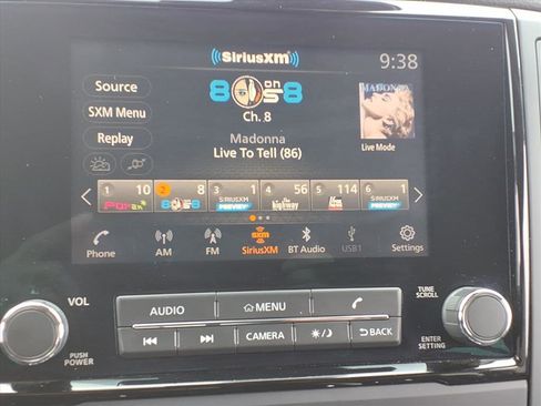 Certified 2024 Nissan Titan SV w/ SV Convenience Package image 30