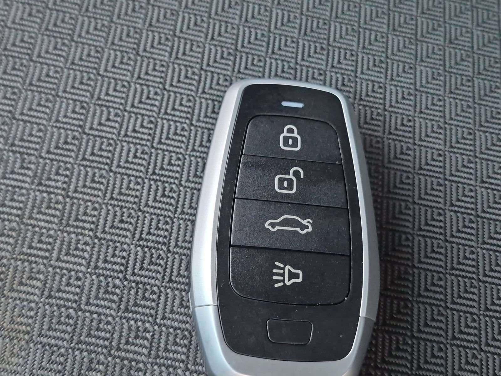 Used 2021 Buick Encore GX Select FWD image 34