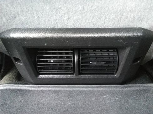 Used 2013 RAM 2500 Tradesman w/ Chrome Appearance Group image 11