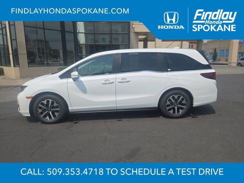 Used 2026 Honda Odyssey EX-L image 2