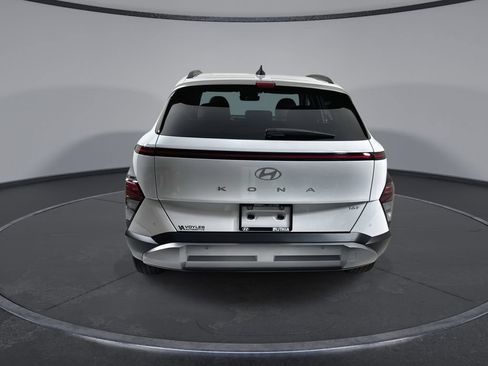 Used 2024 Hyundai Kona Limited FWD image 7