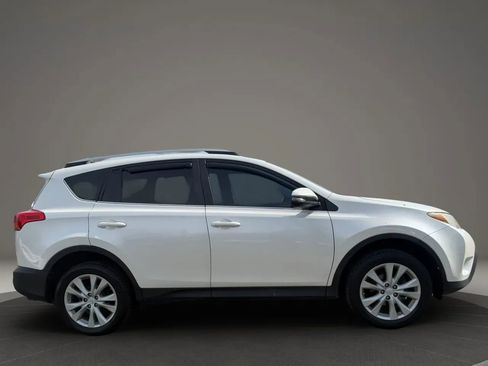 Used 2014 Toyota RAV4 Limited w/ Technology Package AWD/4WD image 4