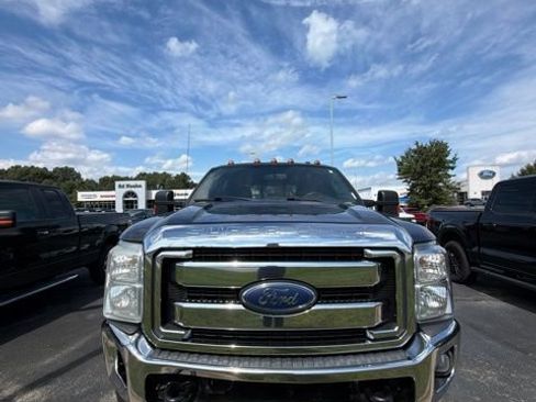Used 2016 Ford F250 Lariat w/ Lariat Ultimate Package AWD/4WD image 5