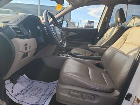 Used 2016 Honda Pilot Touring image 10