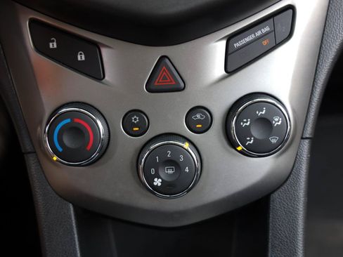 Used 2014 Chevrolet Sonic LT FWD image 30