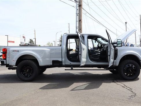 Used 2026 Ford F450 Platinum w/ Snow Plow Prep Package AWD/4WD image 42
