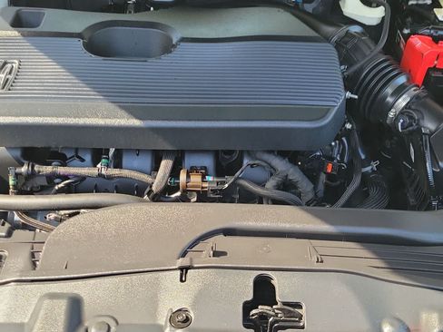 Used 2020 Lincoln Corsair FWD w/ Equipment Group 101A image 17