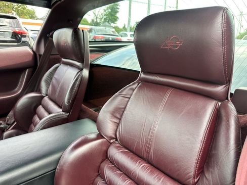 Used 1993 Chevrolet Corvette Coupe RWD image 15
