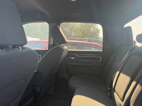 Used 2026 RAM 2500 Big Horn AWD/4WD image 8