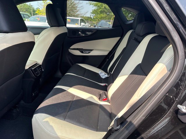 Used 2024 Lexus NX 350 AWD image 11