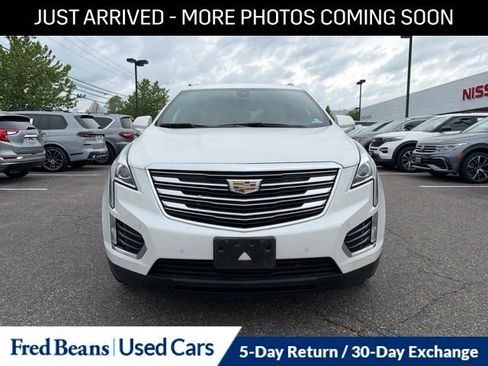 Used 2018 Cadillac XT5 Luxury w/ Driver Awareness Package AWD/4WD image 2