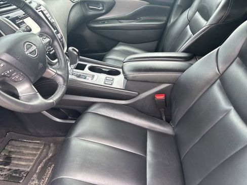 Used 2023 Nissan Murano SV w/ SV Midnight Edition Package image 11