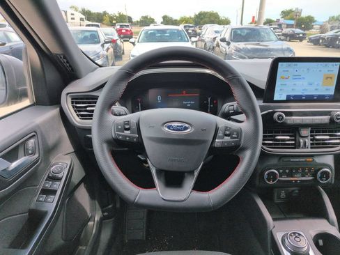 Used 2025 Ford Escape ST-Line AWD/4WD image 22