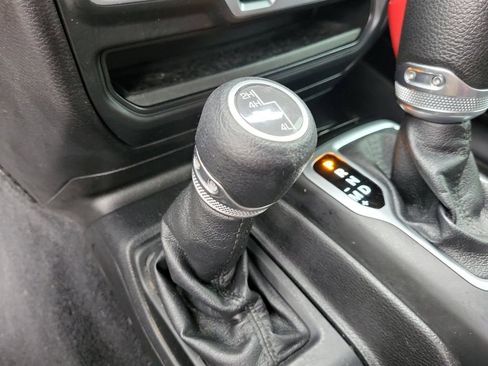 Used 2018 Jeep Wrangler Unlimited Sport S image 29