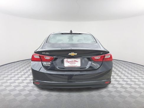 Used 2023 Chevrolet Malibu LT FWD image 16