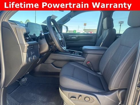 Used 2025 Chevrolet Suburban LS image 2