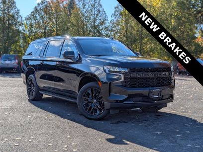 Used 2023 Chevrolet Suburban RST