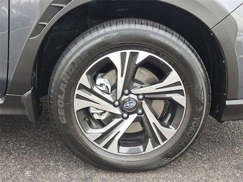 Used 2024 Subaru Crosstrek 2.0i Premium image 9