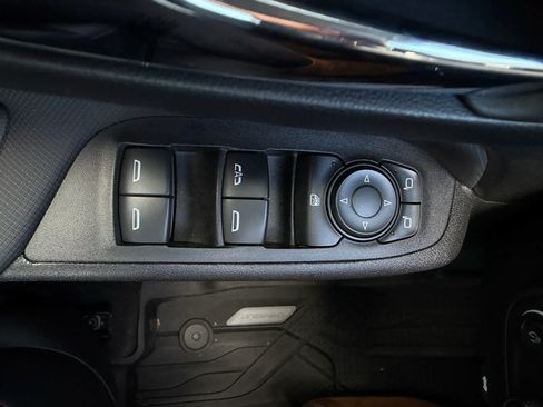 Used 2024 Chevrolet Equinox RS w/ RS Leather Package AWD/4WD image 10