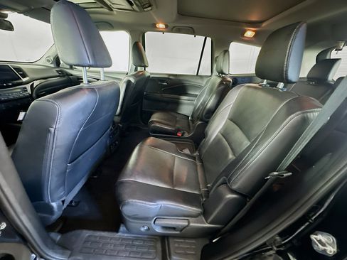 Used 2017 Honda Pilot Elite image 27