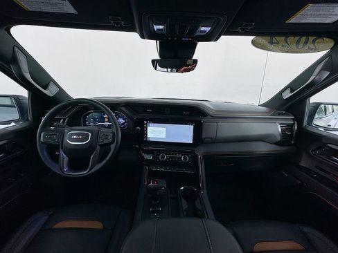 Used 2024 GMC Sierra 1500 AT4 w/ Technology Package image 39