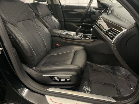 Used 2016 BMW 750i xDrive image 22