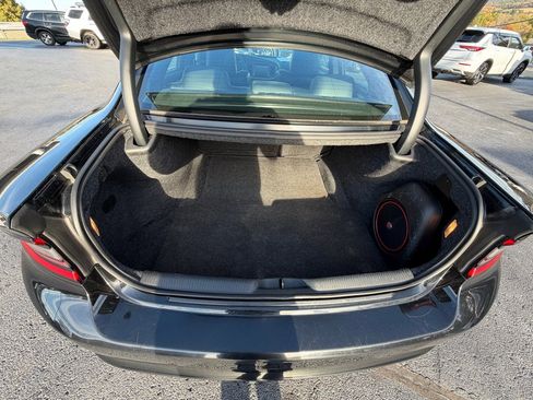 Used 2018 Dodge Charger SXT Plus w/ Blacktop Package image 21