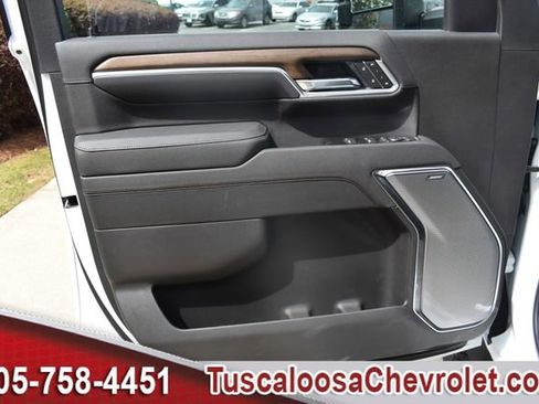 New 2026 Chevrolet Silverado 2500 High Country w/ High Country Premium Package AWD/4WD image 12