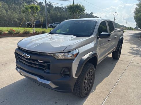 New 2026 Chevrolet Colorado Trail Boss AWD/4WD image 3