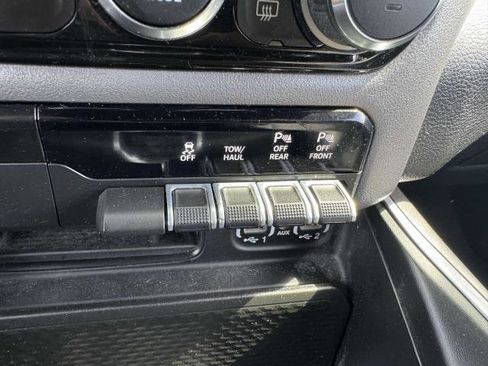 Used 2023 RAM 1500 Big Horn image 14