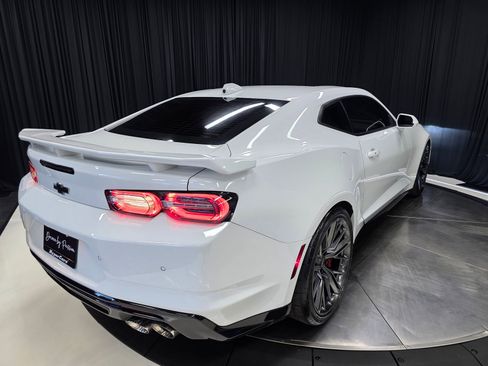 Used 2021 Chevrolet Camaro ZL1 RWD image 55