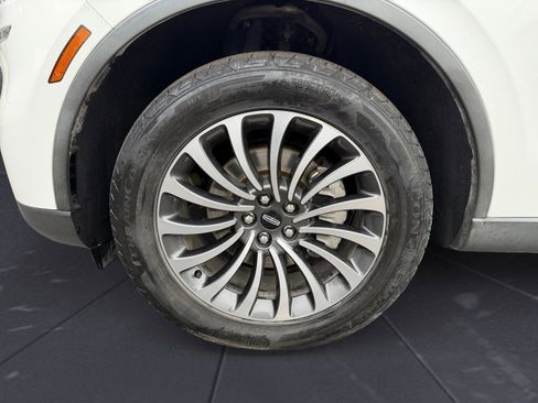 Used 2021 Lincoln Aviator Reserve w/ Elements Package Plus image 14