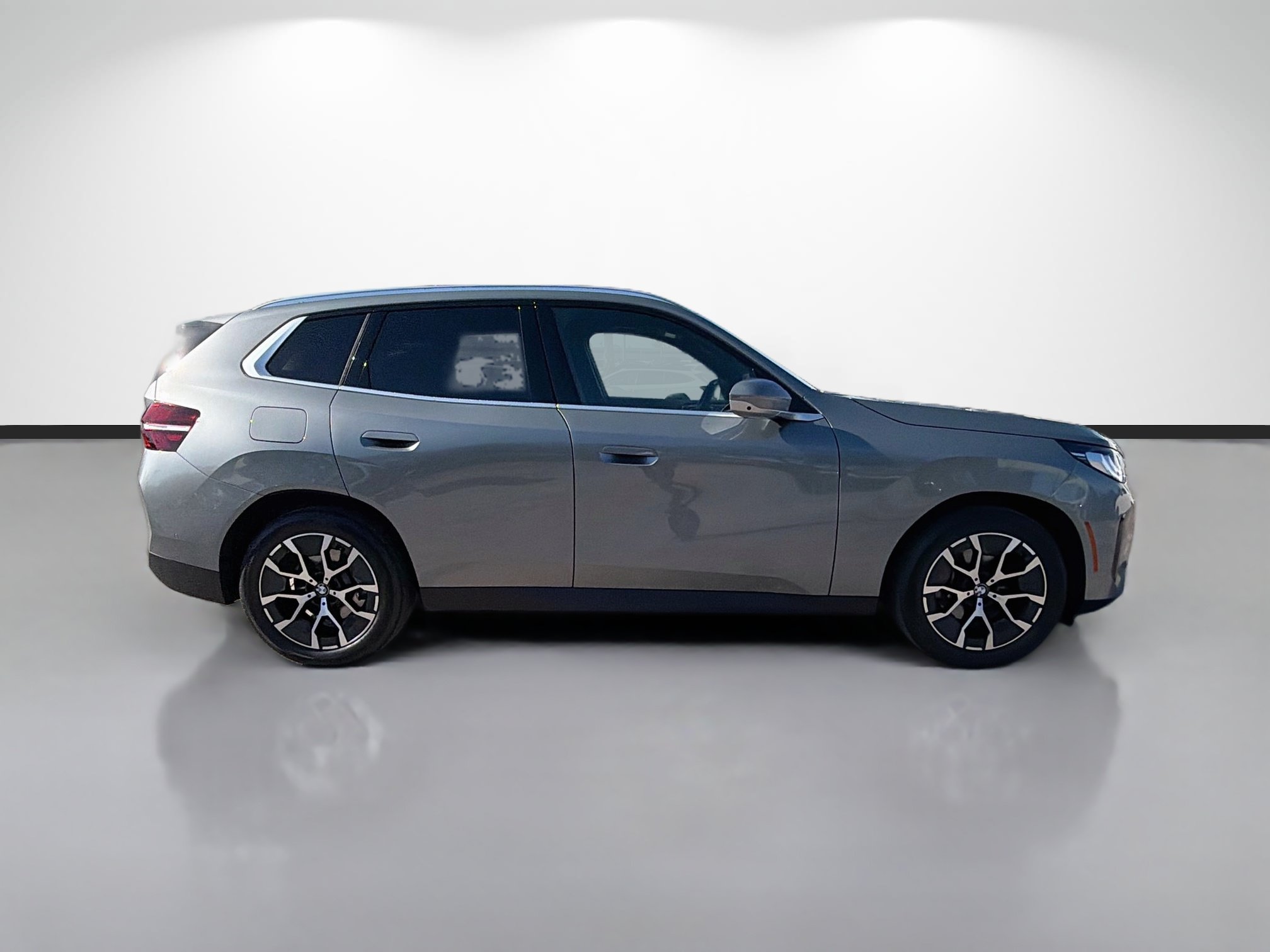 Used 2026 BMW X3 xDrive30i AWD/4WD image 2