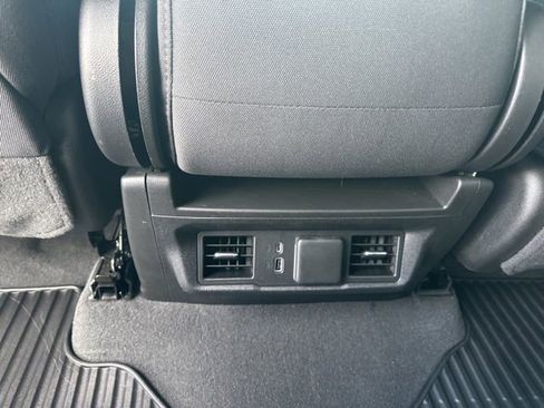 Certified 2023 Chevrolet Silverado 1500 LT image 24