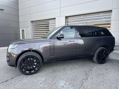 New 2026 Land Rover Range Rover Long Wheelbase SE image 3