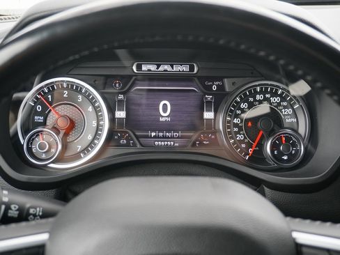 Used 2021 RAM 1500 Big Horn image 17