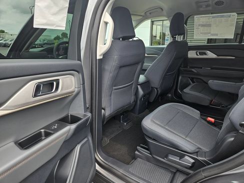 New 2026 Ford Explorer Active AWD/4WD image 15