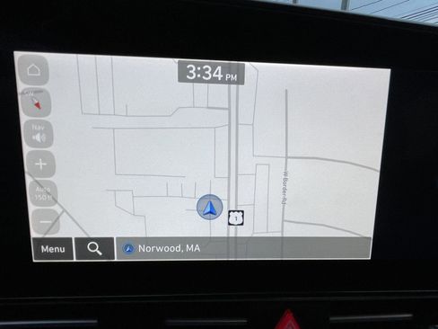 Used 2025 Hyundai Elantra SEL image 18