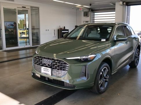 New 2025 Audi Q5 Premium Plus image 3