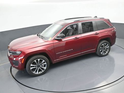 Used 2023 Jeep Grand Cherokee Overland w/ Luxury Tech Group IV image 52