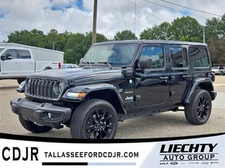 Used 2024 Jeep Wrangler Unlimited Sahara AWD/4WD video 2