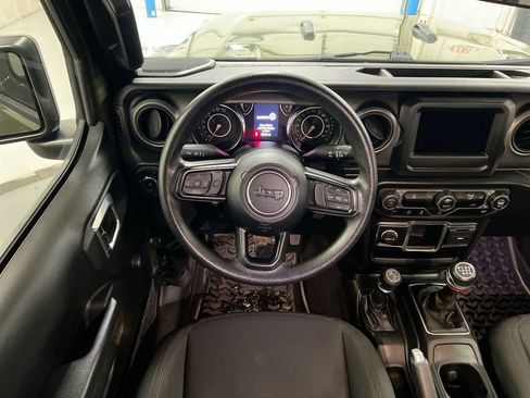 Used 2022 Jeep Wrangler Unlimited Sport image 11