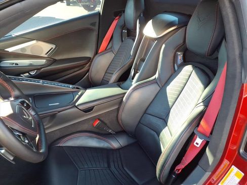 Used 2022 Chevrolet Corvette Stingray Premium Conv w/ Z51 Performance Package image 23