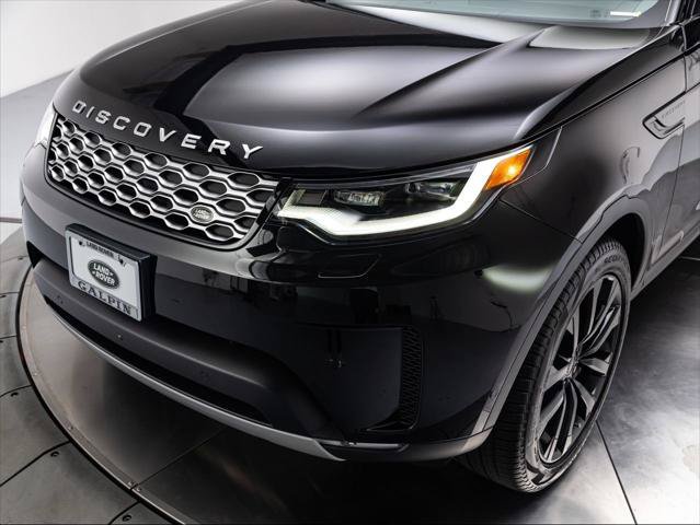 New 2026 Land Rover Discovery S AWD/4WD image 9
