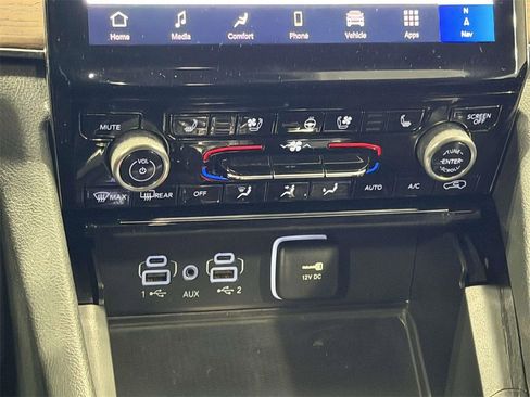 Certified 2024 Jeep Grand Cherokee Summit w/ Luxury Tech Group V image 18