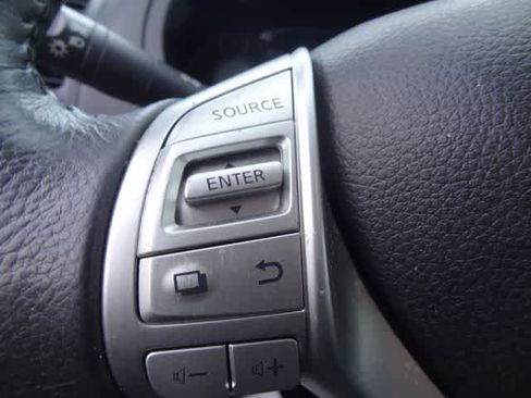 Used 2016 Nissan Altima 2.5 SV FWD image 13