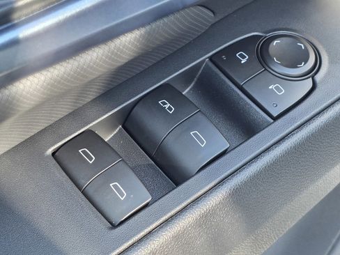 New 2026 Chevrolet Equinox EV LT w/ Convenience Package II image 21